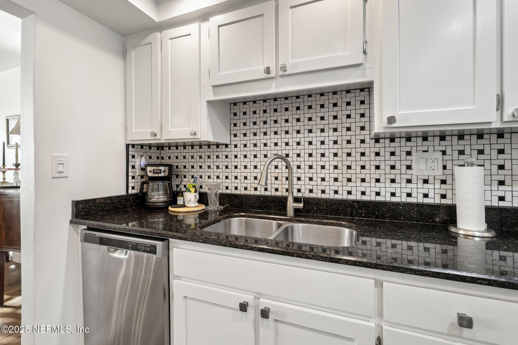 756 SPINNAKERS REACH Drive