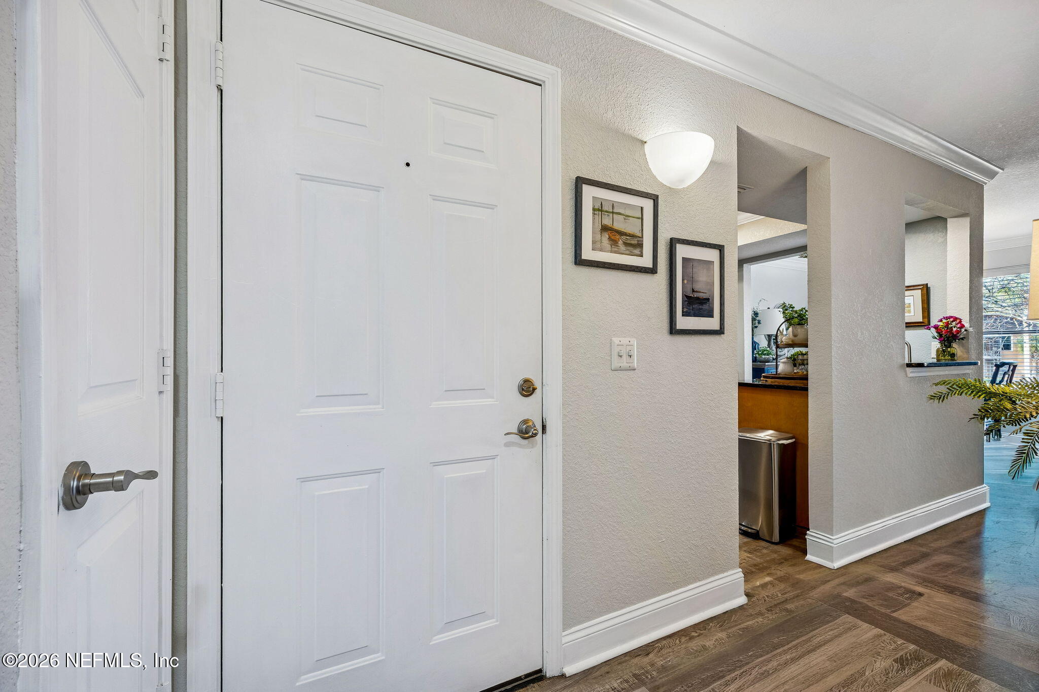 851 SHORELINE Circle