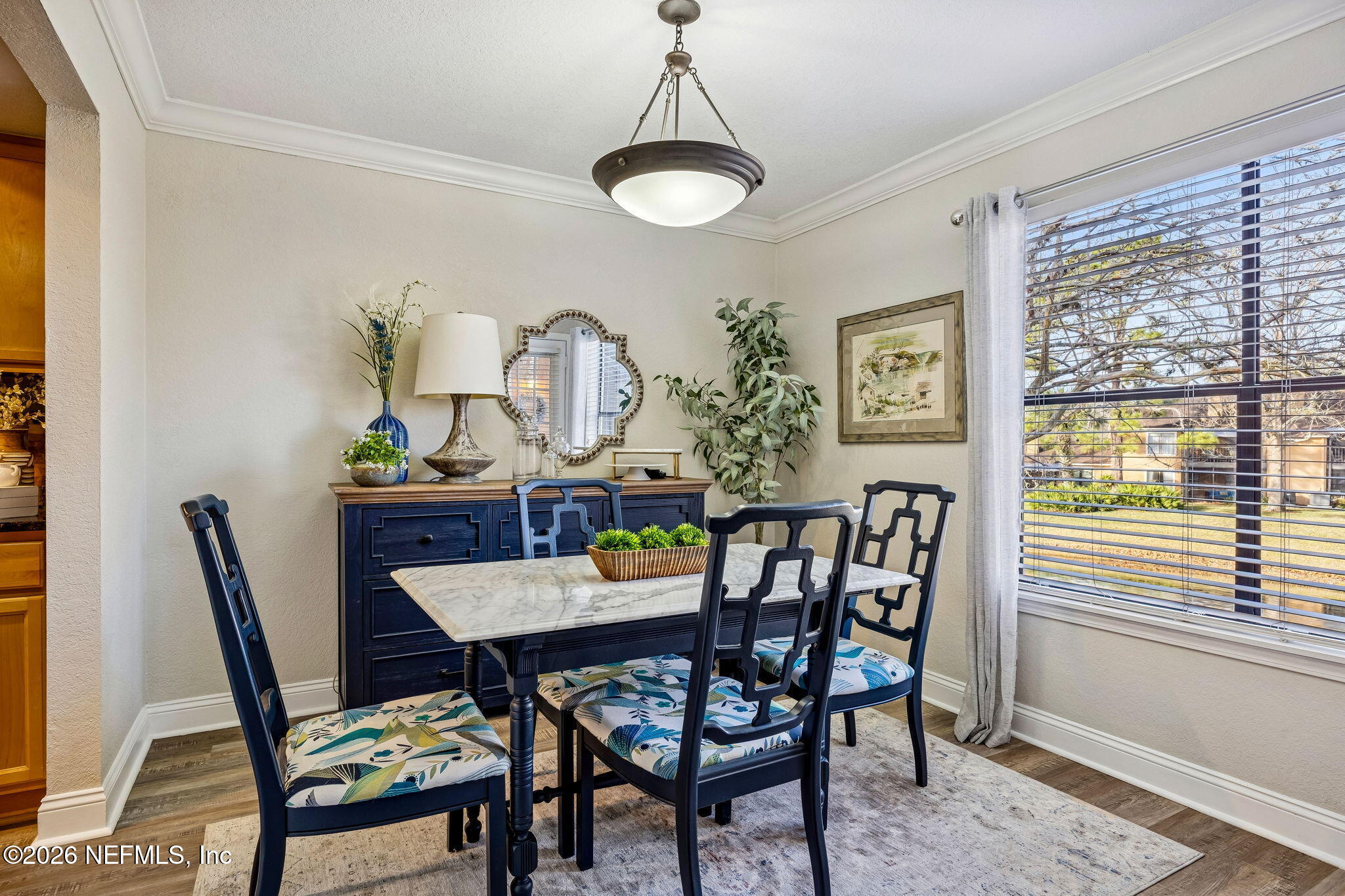 851 SHORELINE Circle