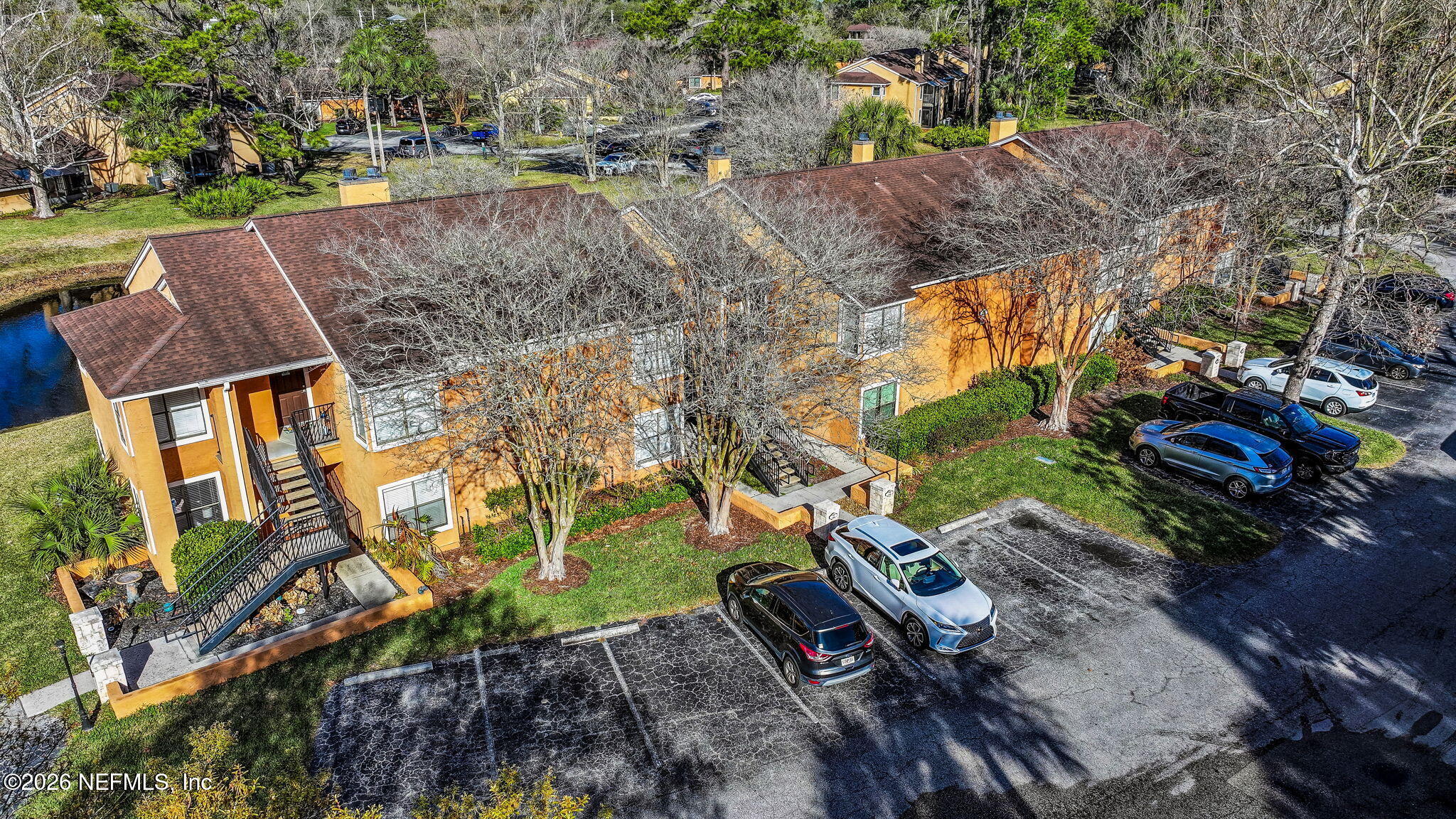 851 SHORELINE Circle