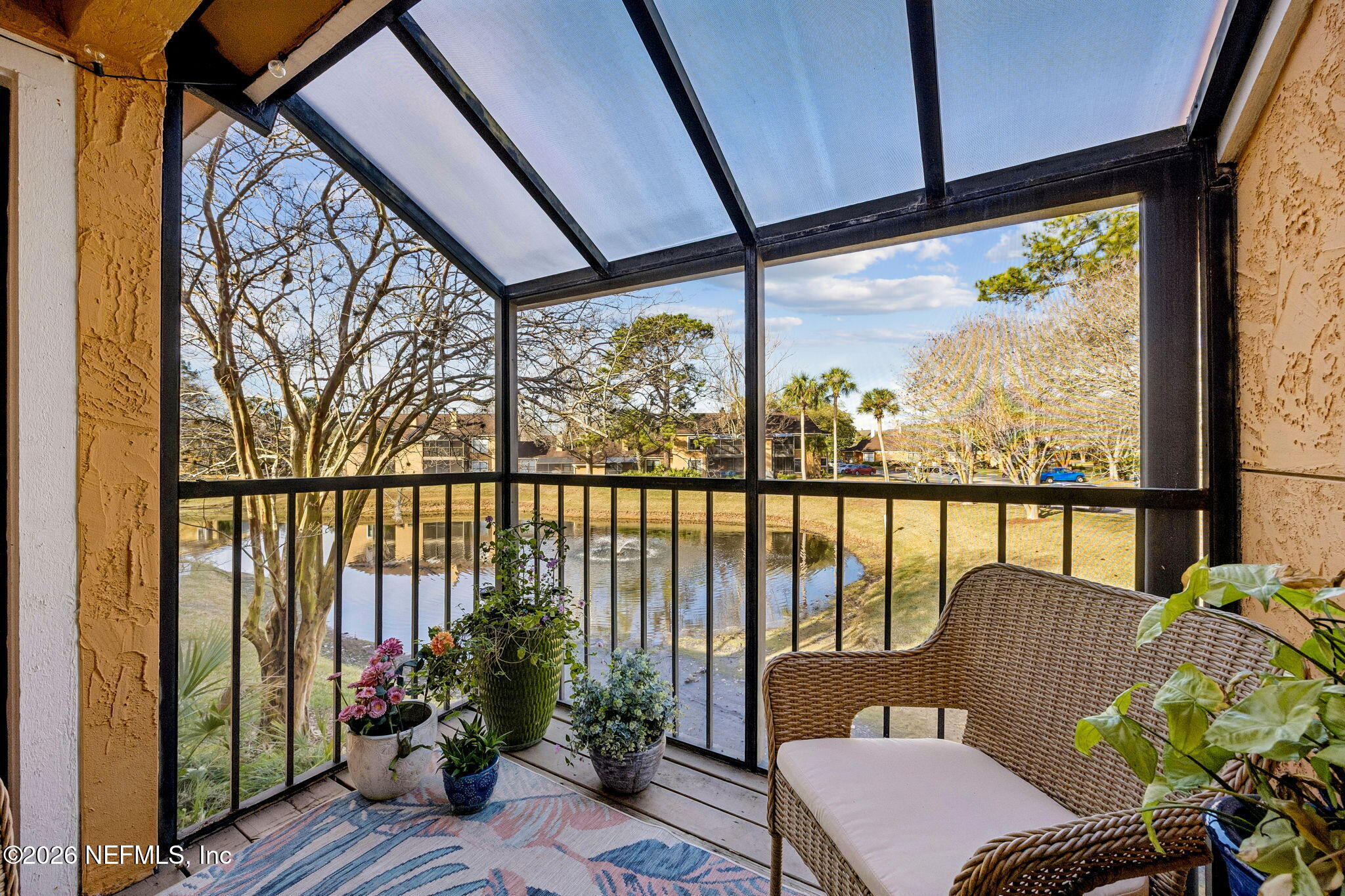 851 SHORELINE Circle