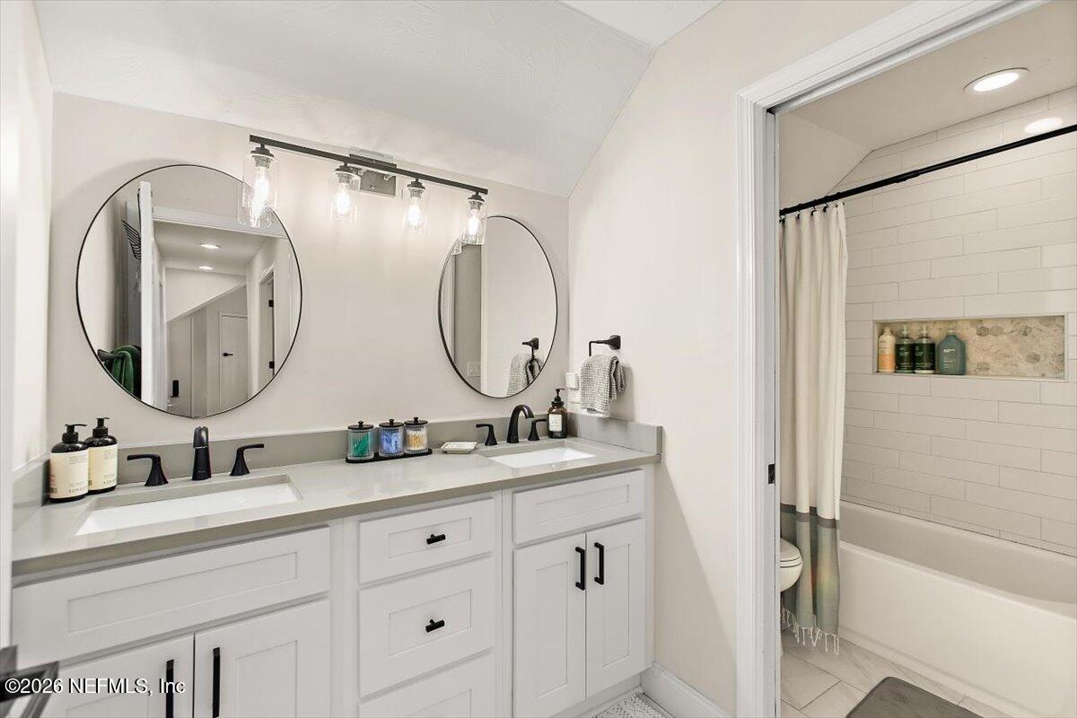 24464 HARBOUR VIEW Drive