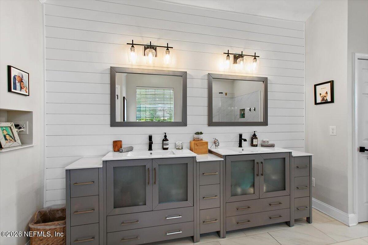 24464 HARBOUR VIEW Drive