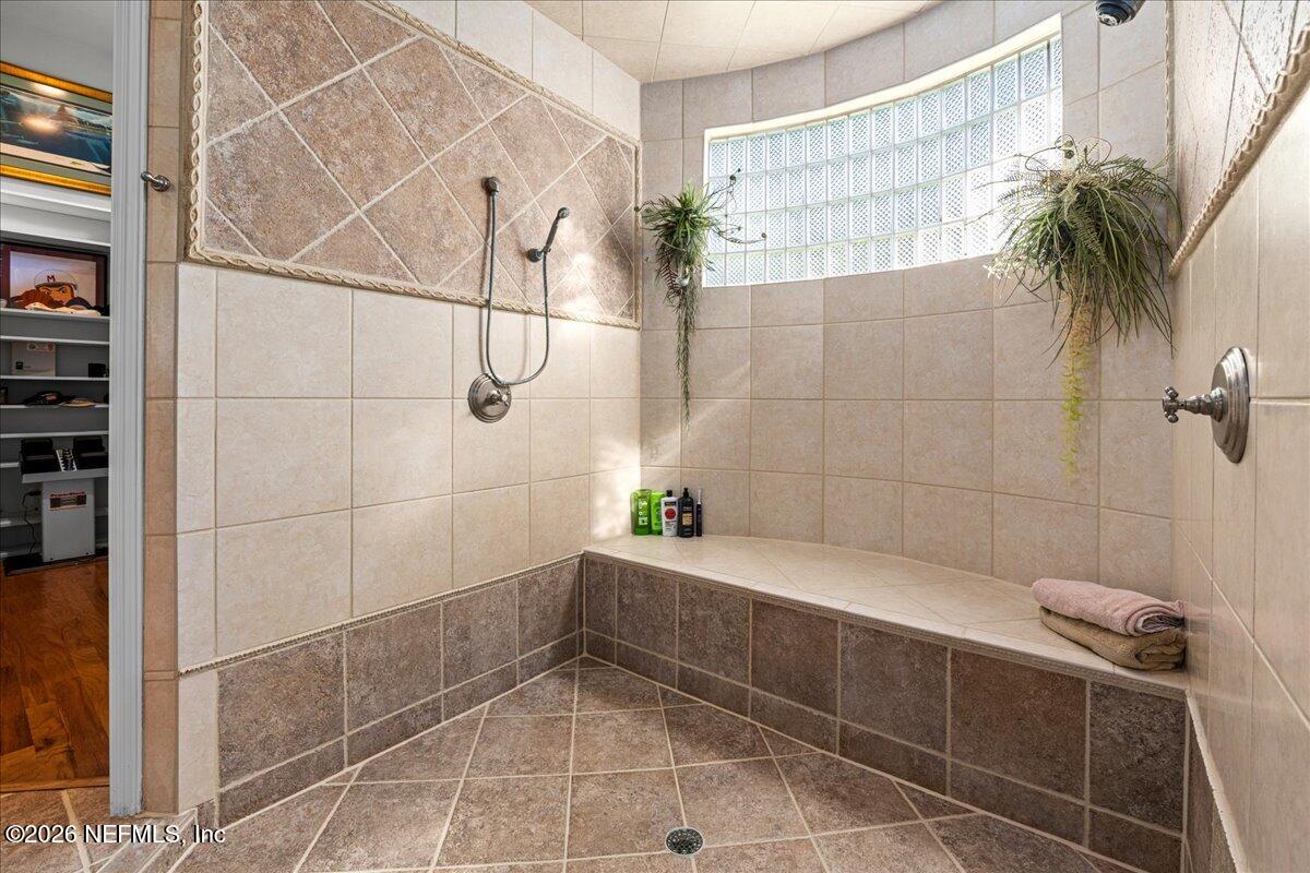 1170 REGISTRY Boulevard, St. Augustine