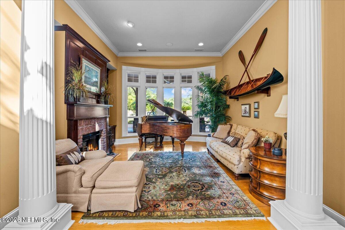 1170 REGISTRY Boulevard, St. Augustine