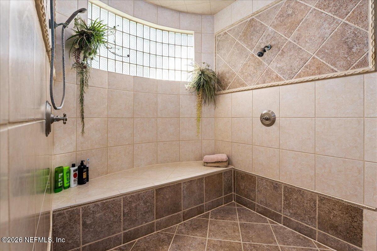 1170 REGISTRY Boulevard, St. Augustine