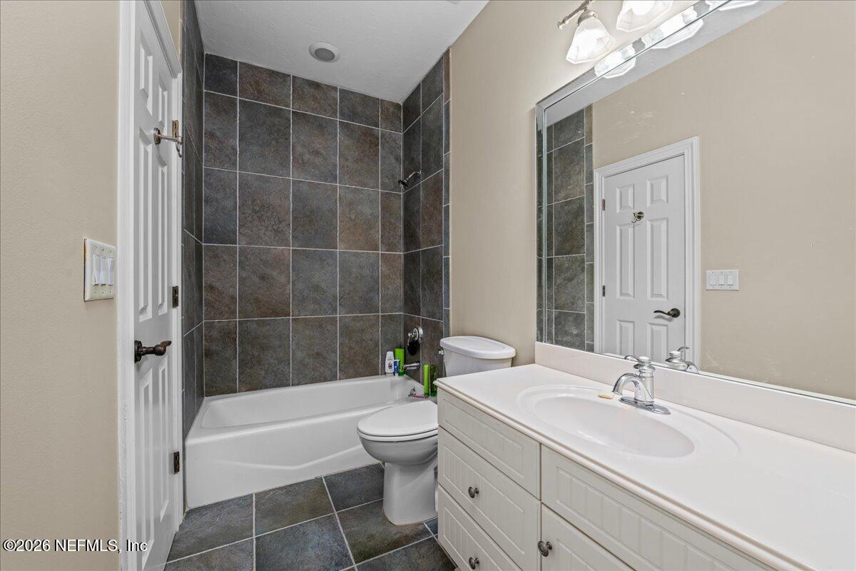 1170 REGISTRY Boulevard, St. Augustine