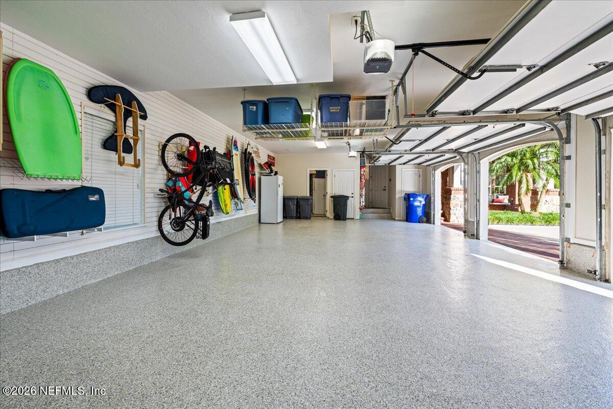 1170 REGISTRY Boulevard, St. Augustine