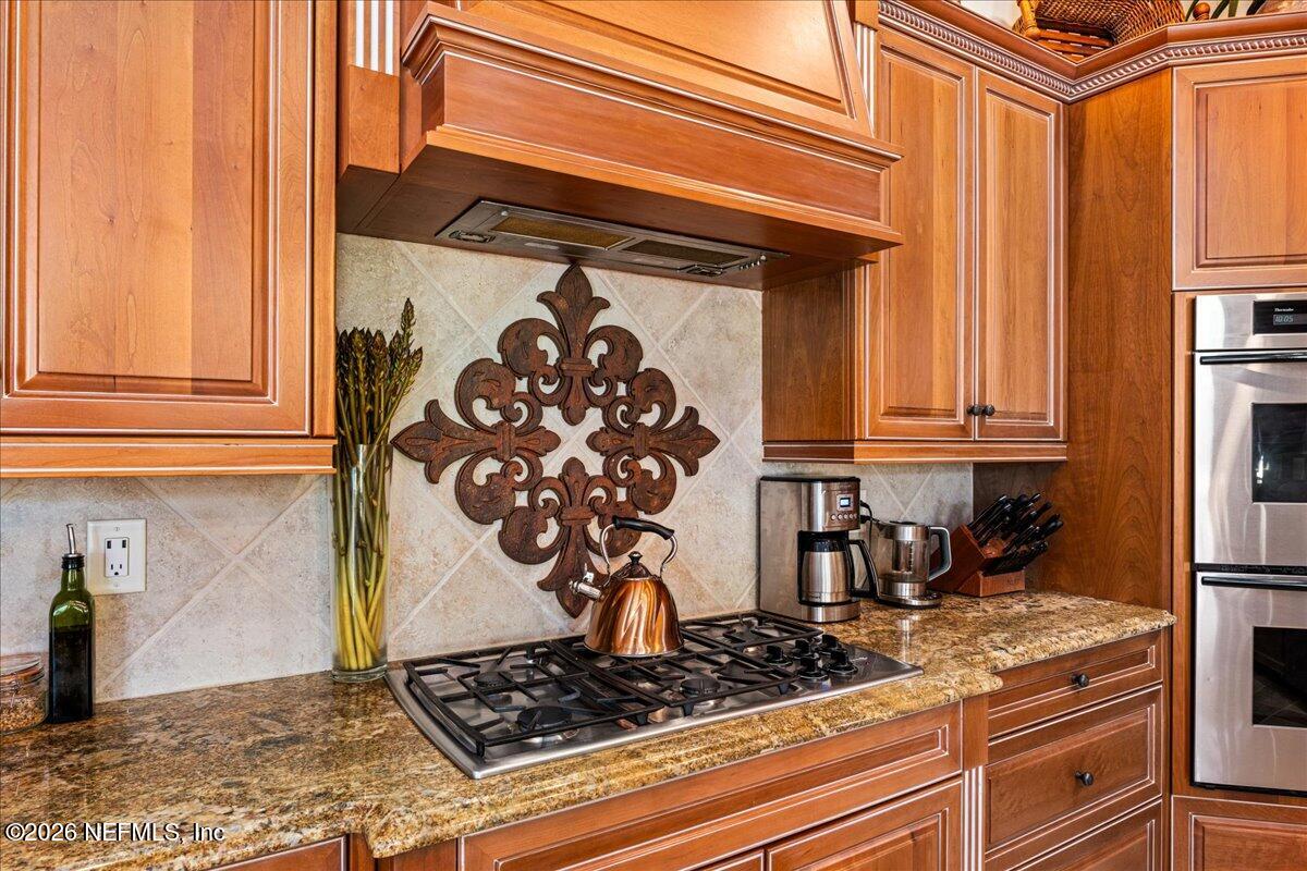 1170 REGISTRY Boulevard, St. Augustine