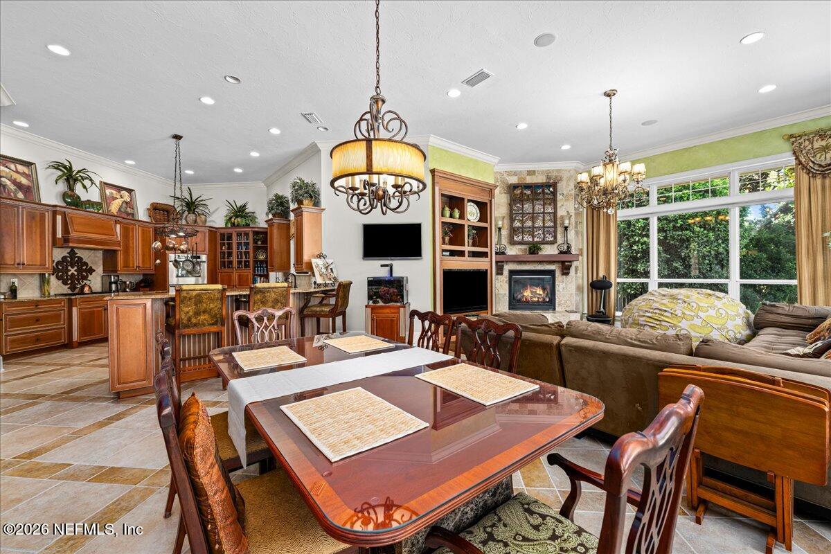 1170 REGISTRY Boulevard, St. Augustine