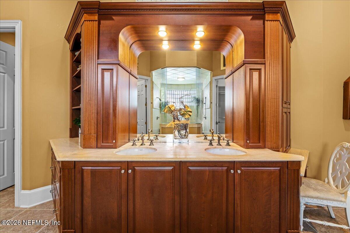 1170 REGISTRY Boulevard, St. Augustine