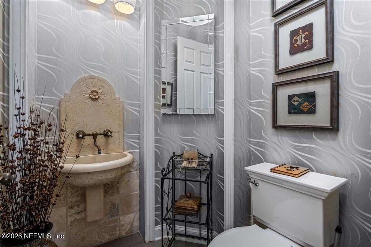 1170 REGISTRY Boulevard, St. Augustine