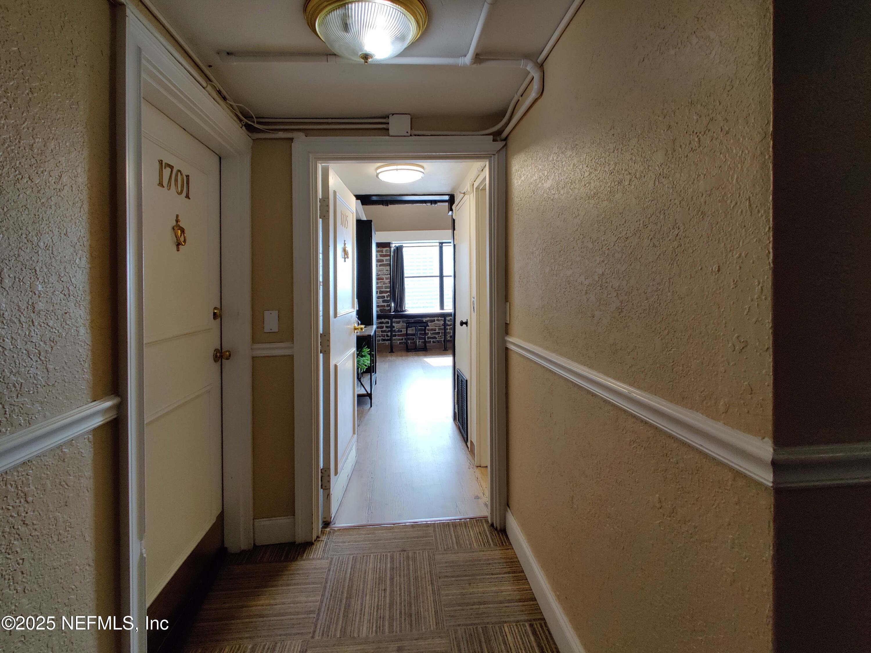 311 W ASHLEY Street 1715