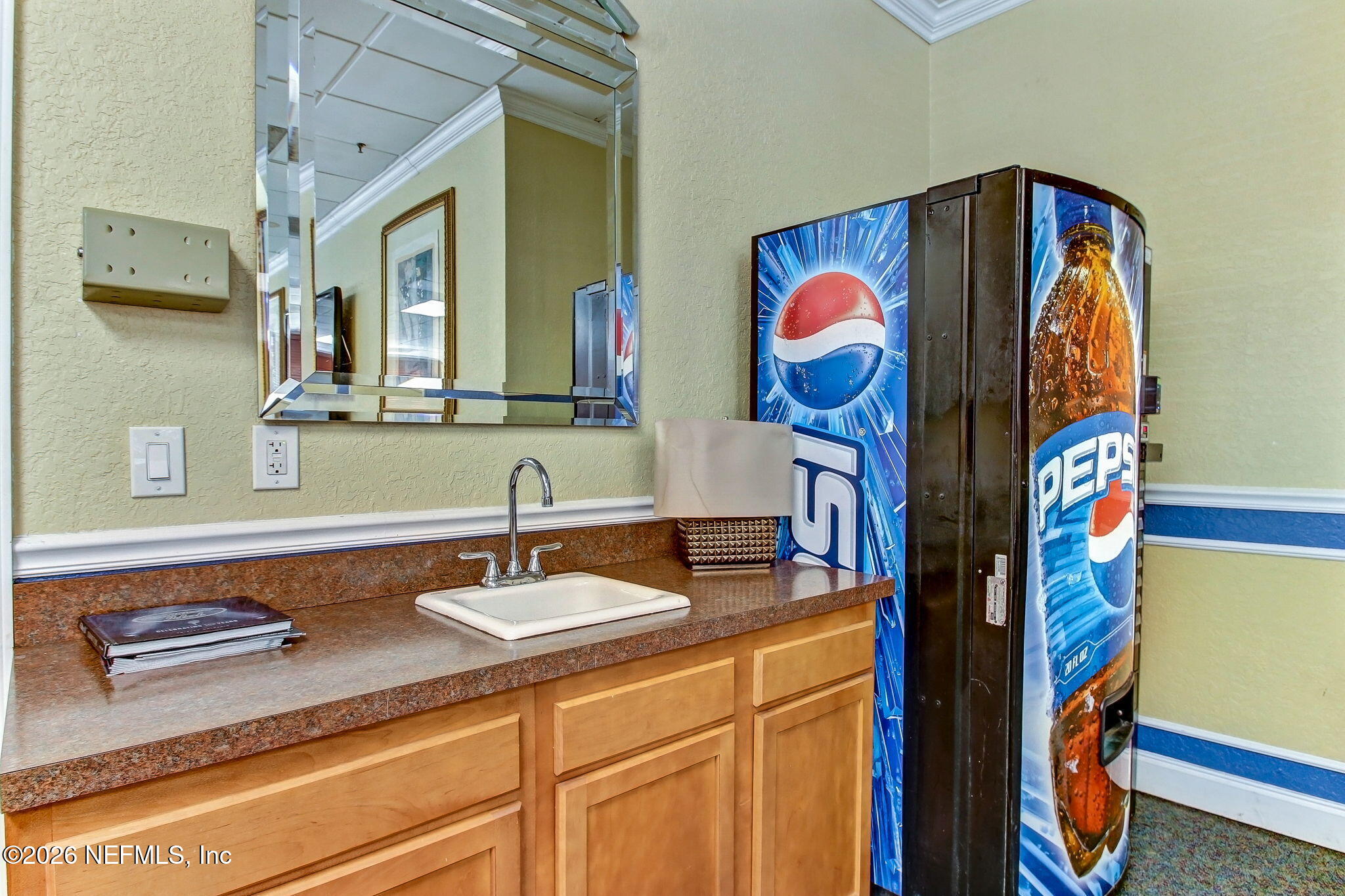 311 W ASHLEY Street 1504