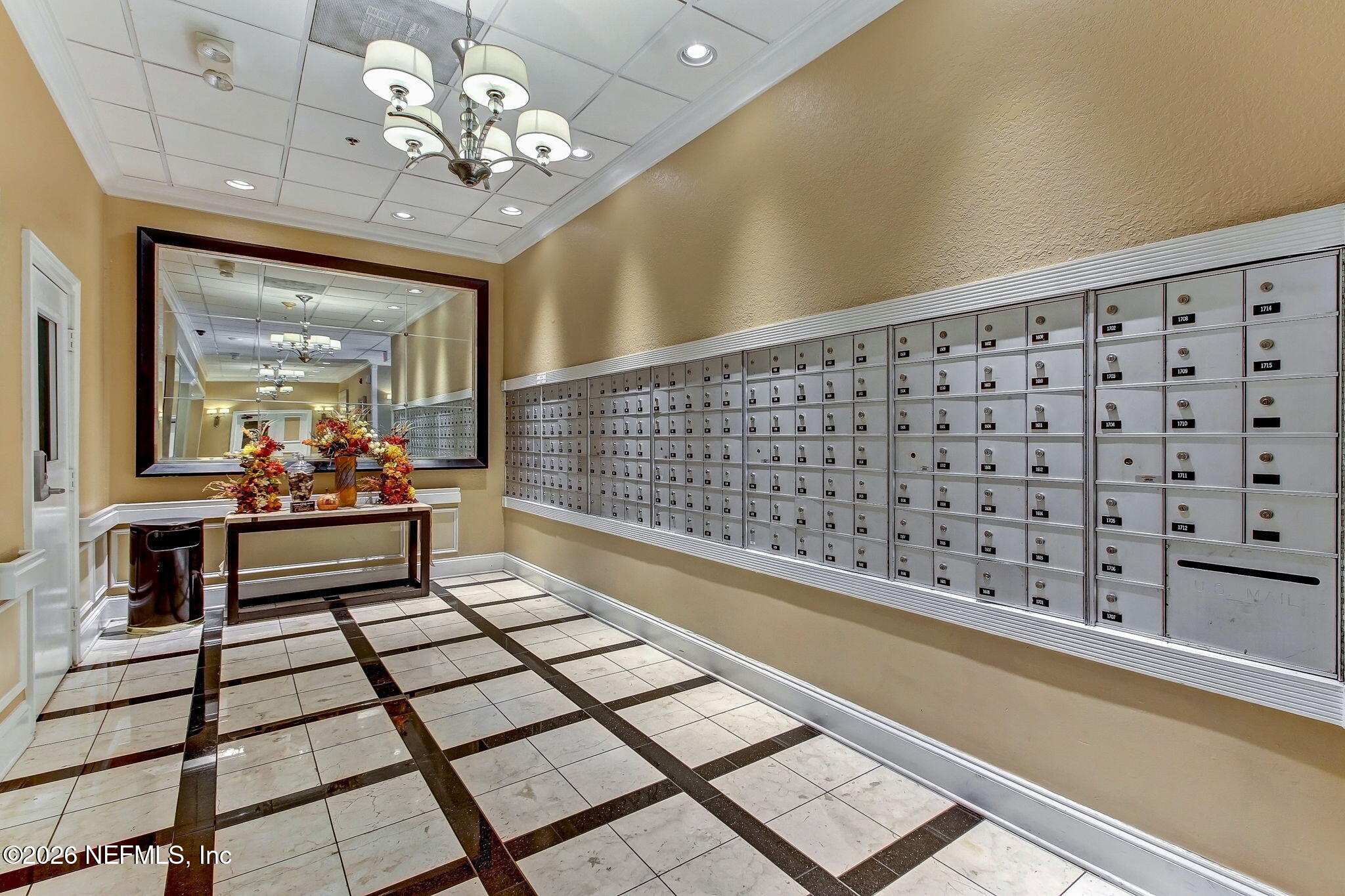 311 W ASHLEY Street 1504