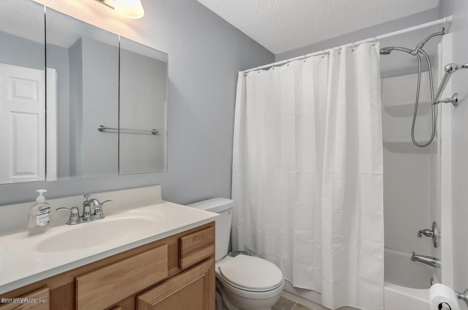 100 FAIRWAY PARK Boulevard 1304