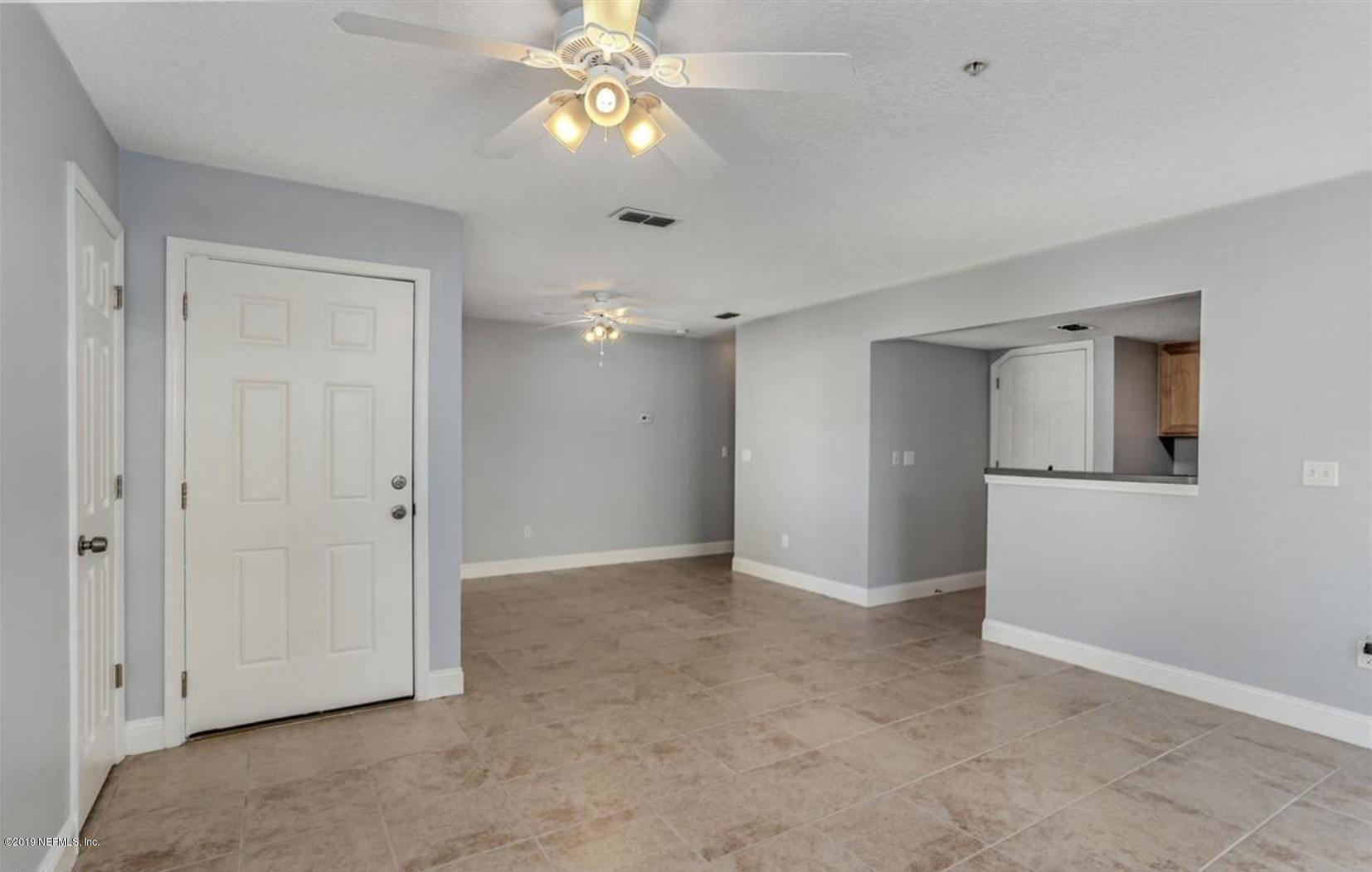 100 FAIRWAY PARK Boulevard 1304