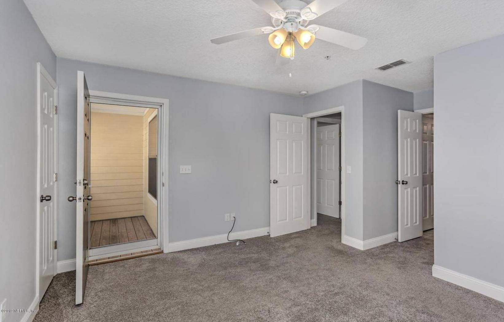 100 FAIRWAY PARK Boulevard 1304