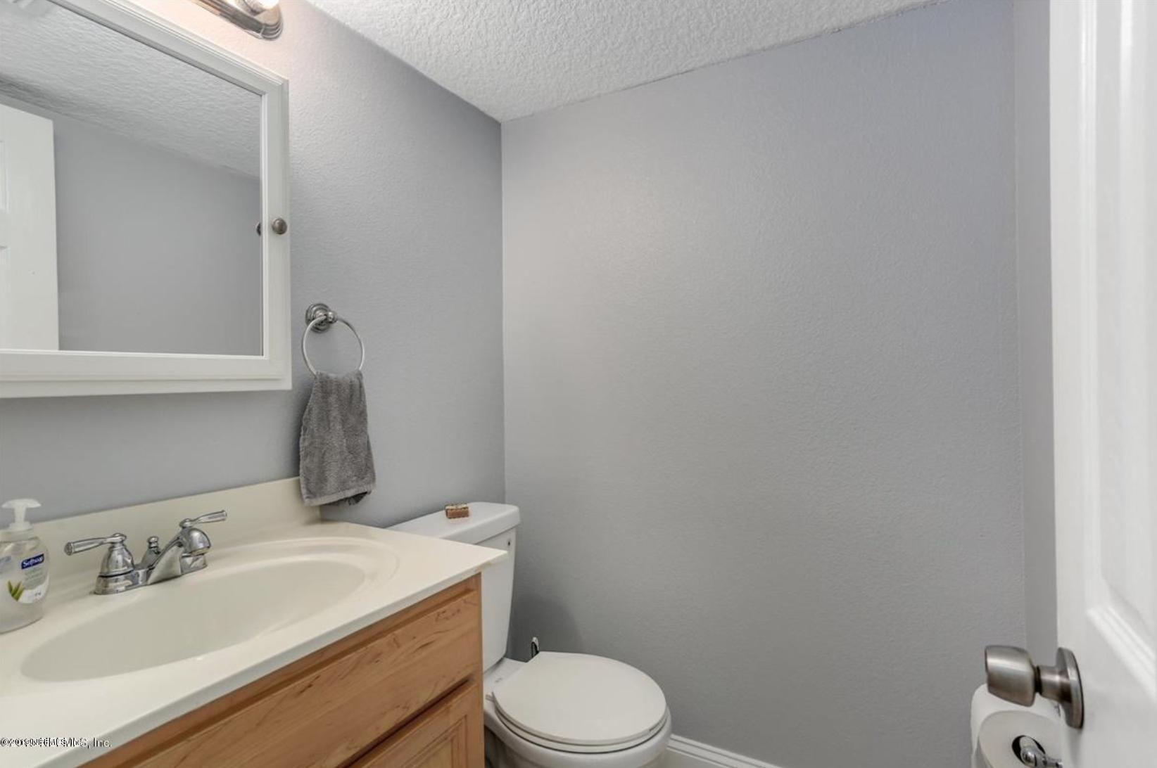 100 FAIRWAY PARK Boulevard 1304