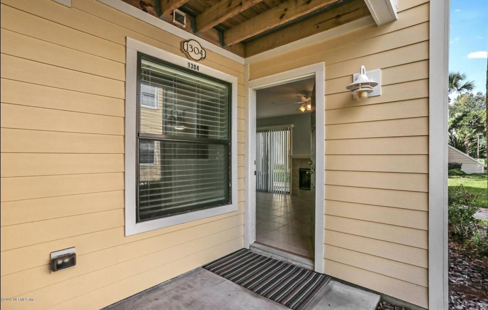 100 FAIRWAY PARK Boulevard 1304
