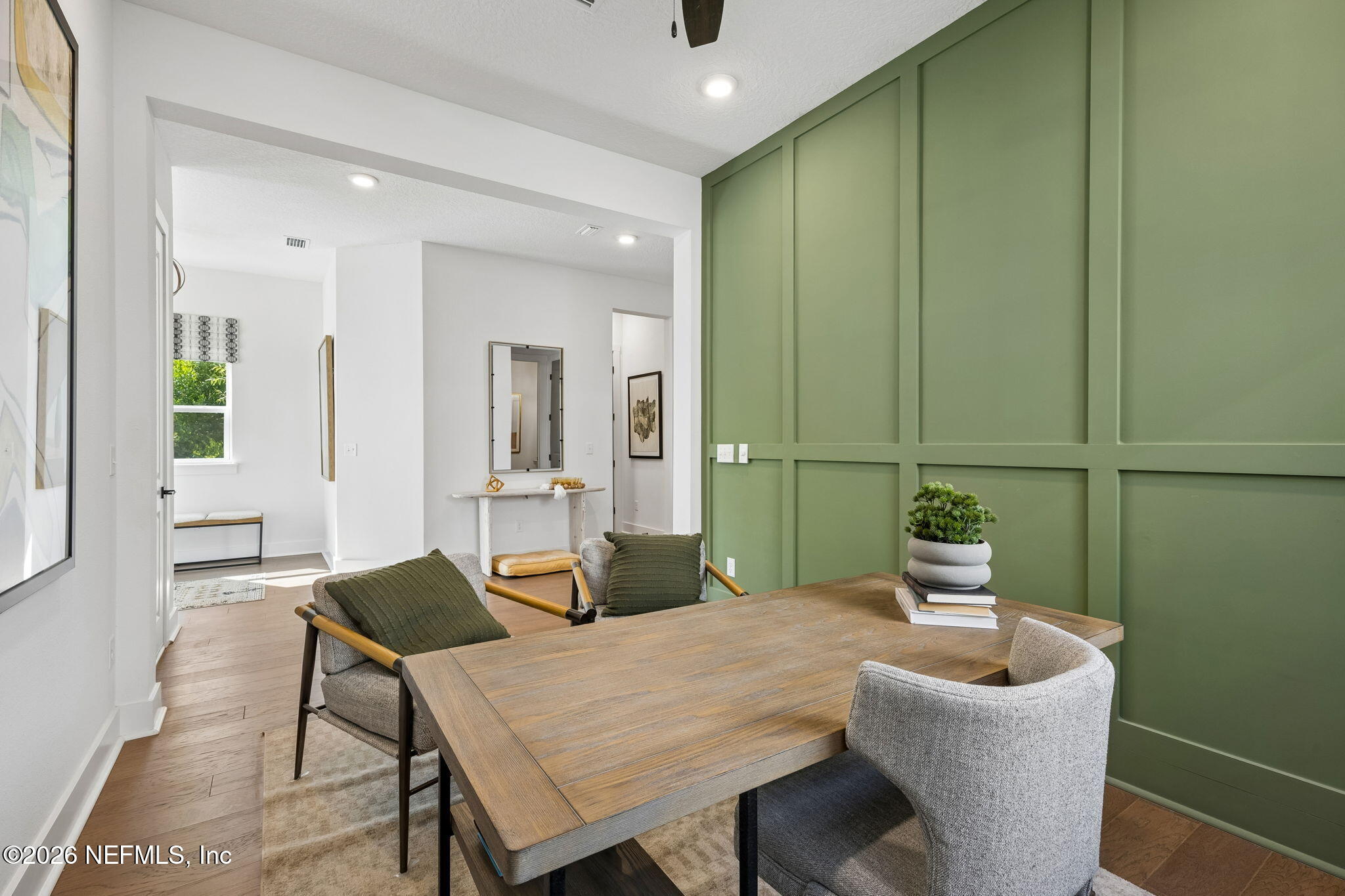 47 OAK BREEZE Drive