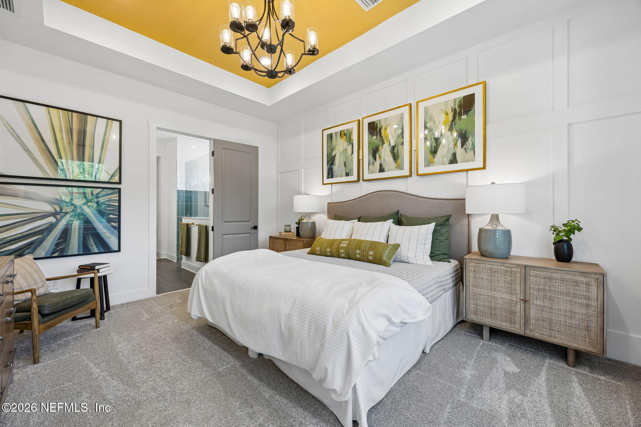 47 OAK BREEZE Drive