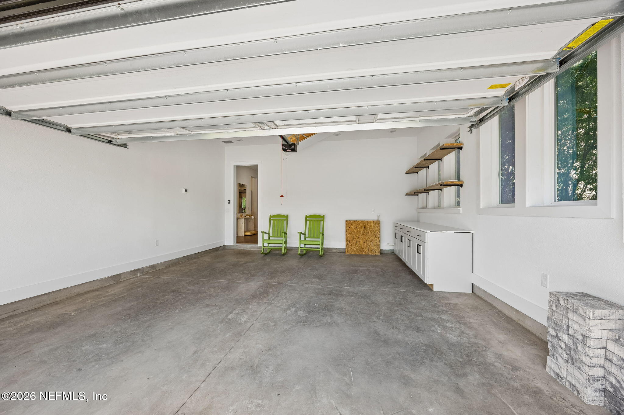 47 OAK BREEZE Drive