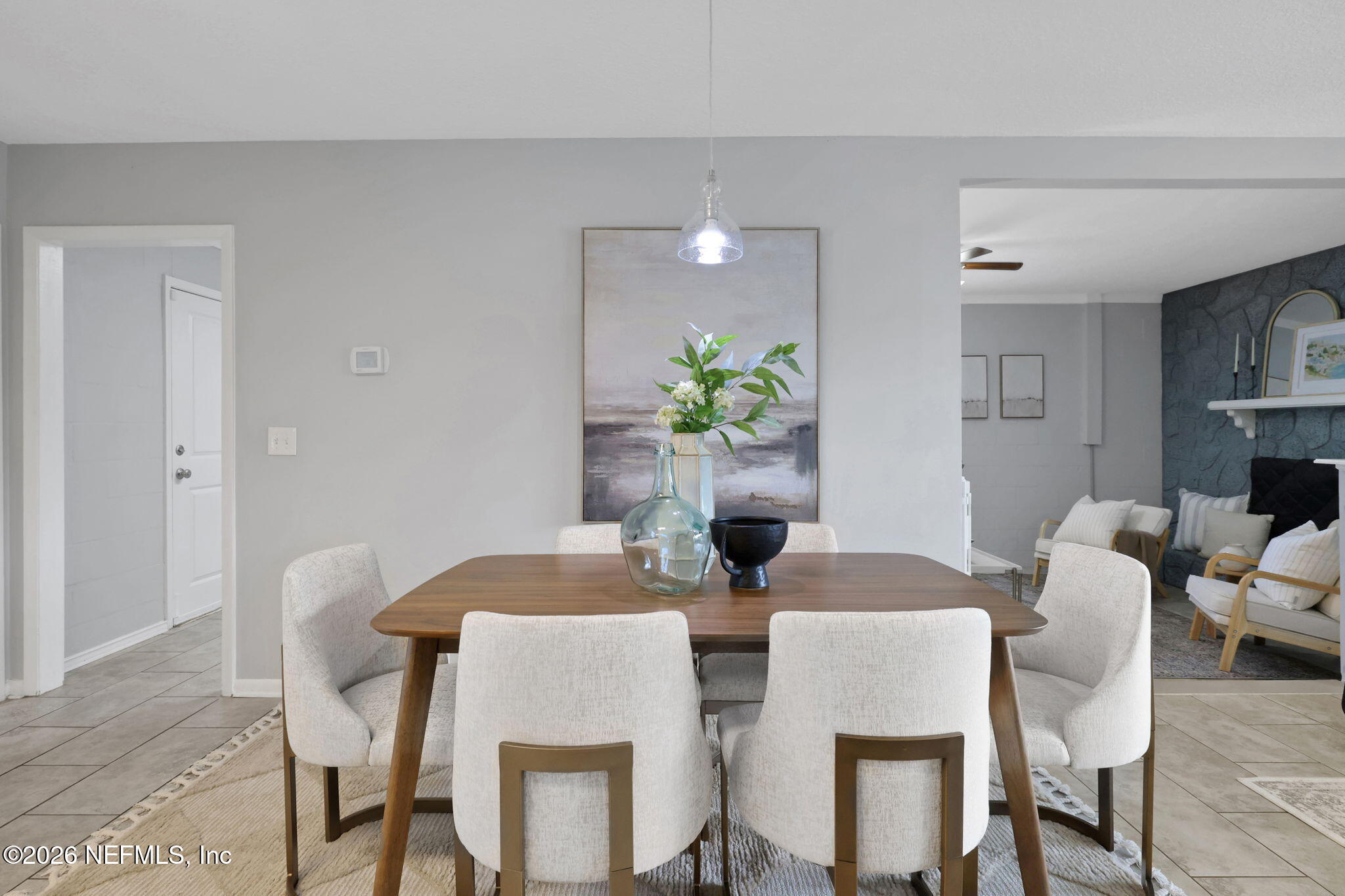 42 DOLPHIN Boulevard