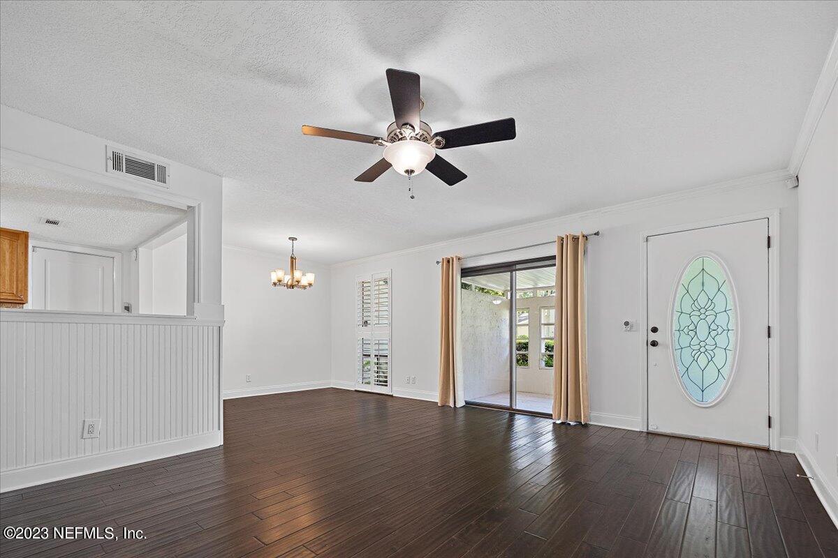 101 VILLA DEL MAR Drive G-2