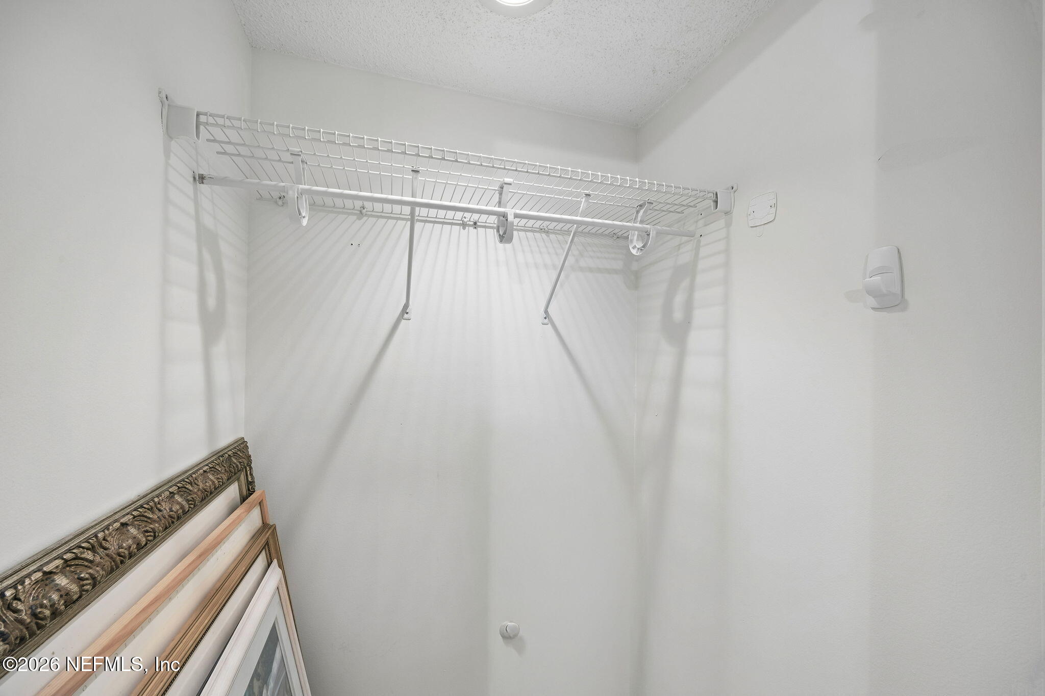 657 SUMMER Place