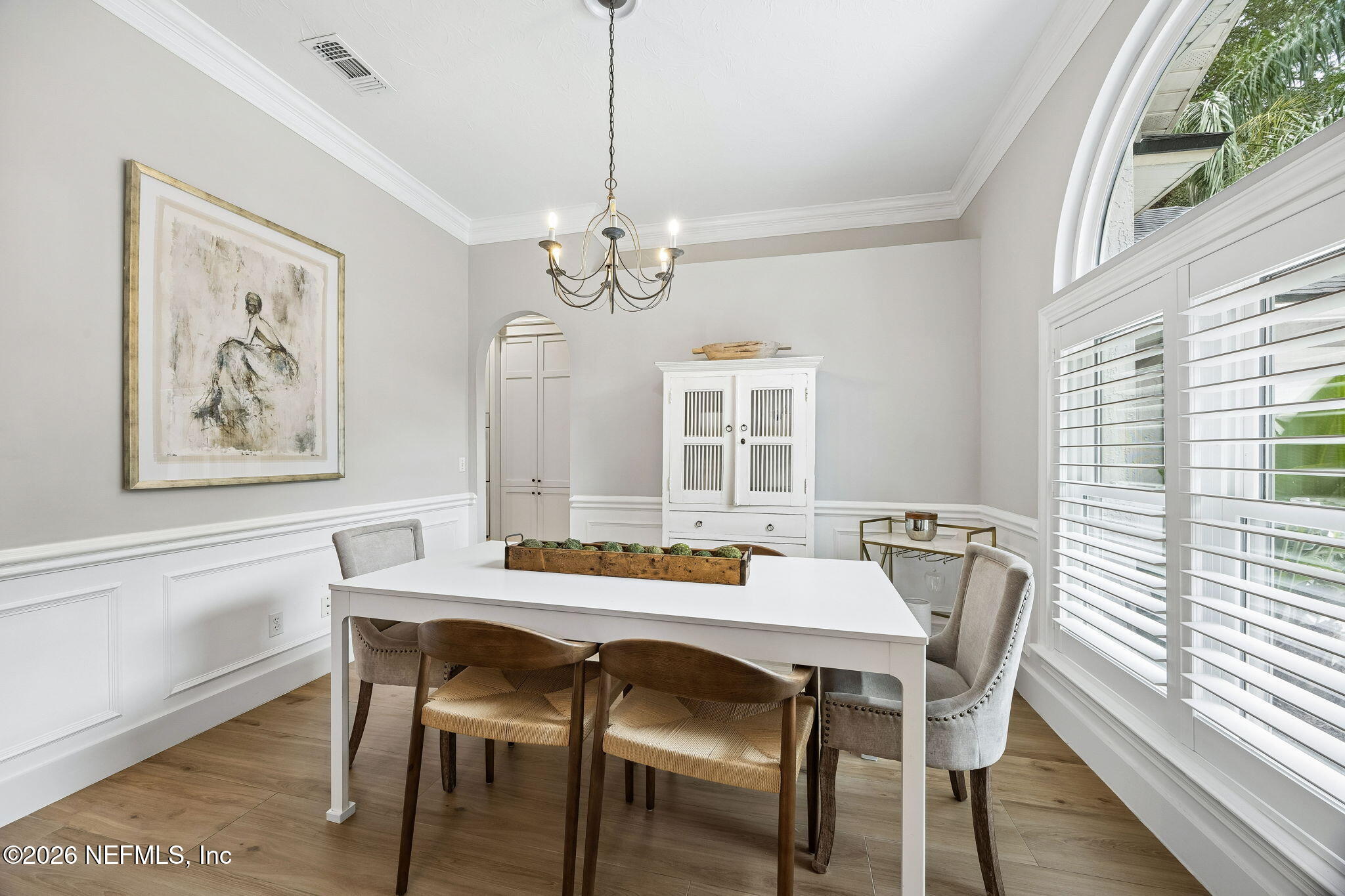 213 PINK IBIS Court