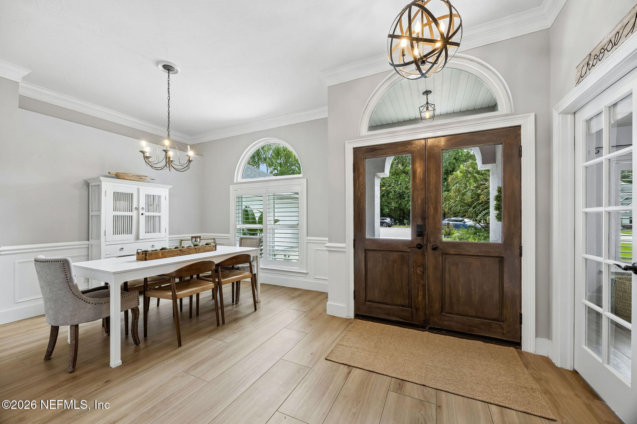 213 PINK IBIS Court