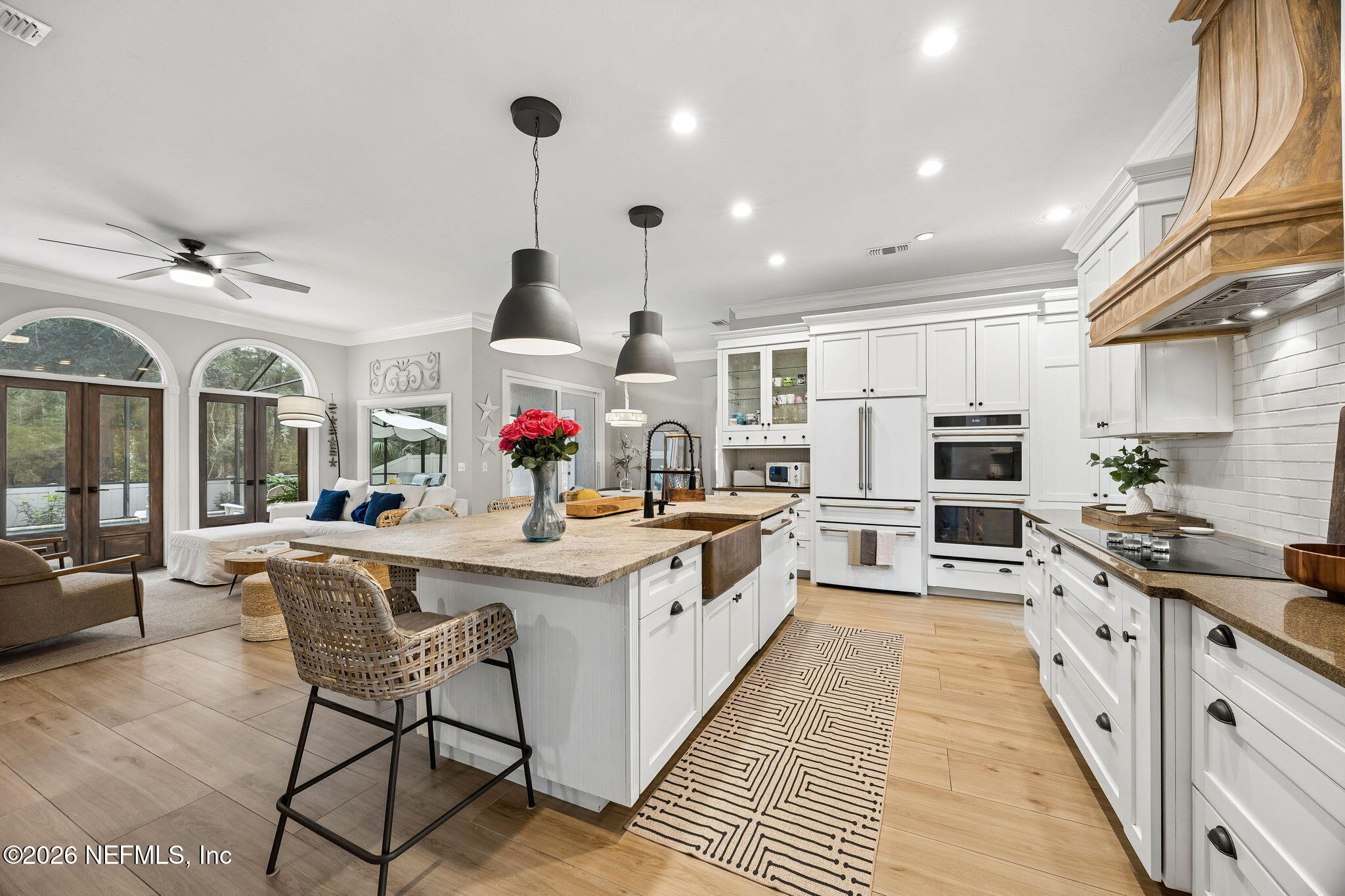 213 PINK IBIS Court
