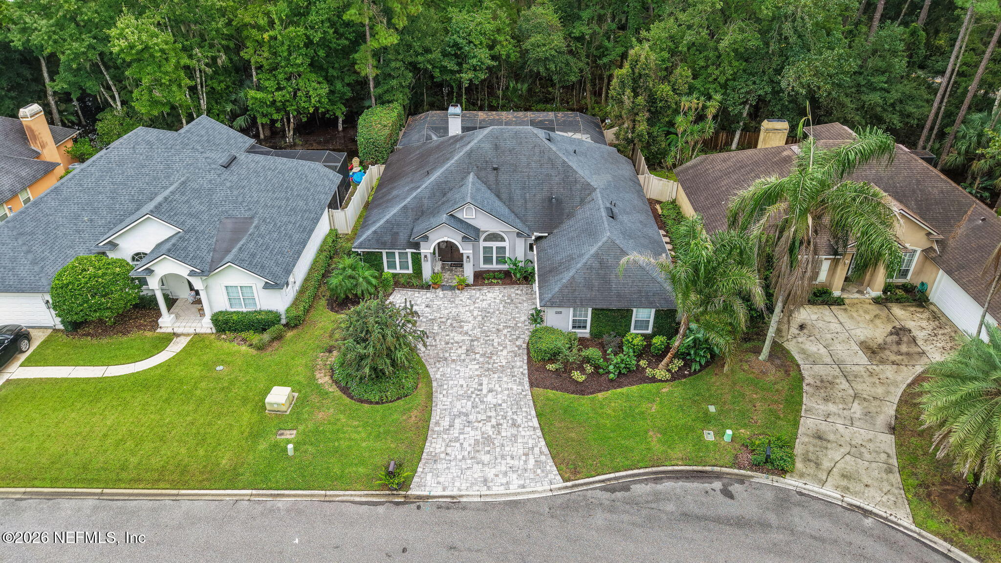 213 PINK IBIS Court