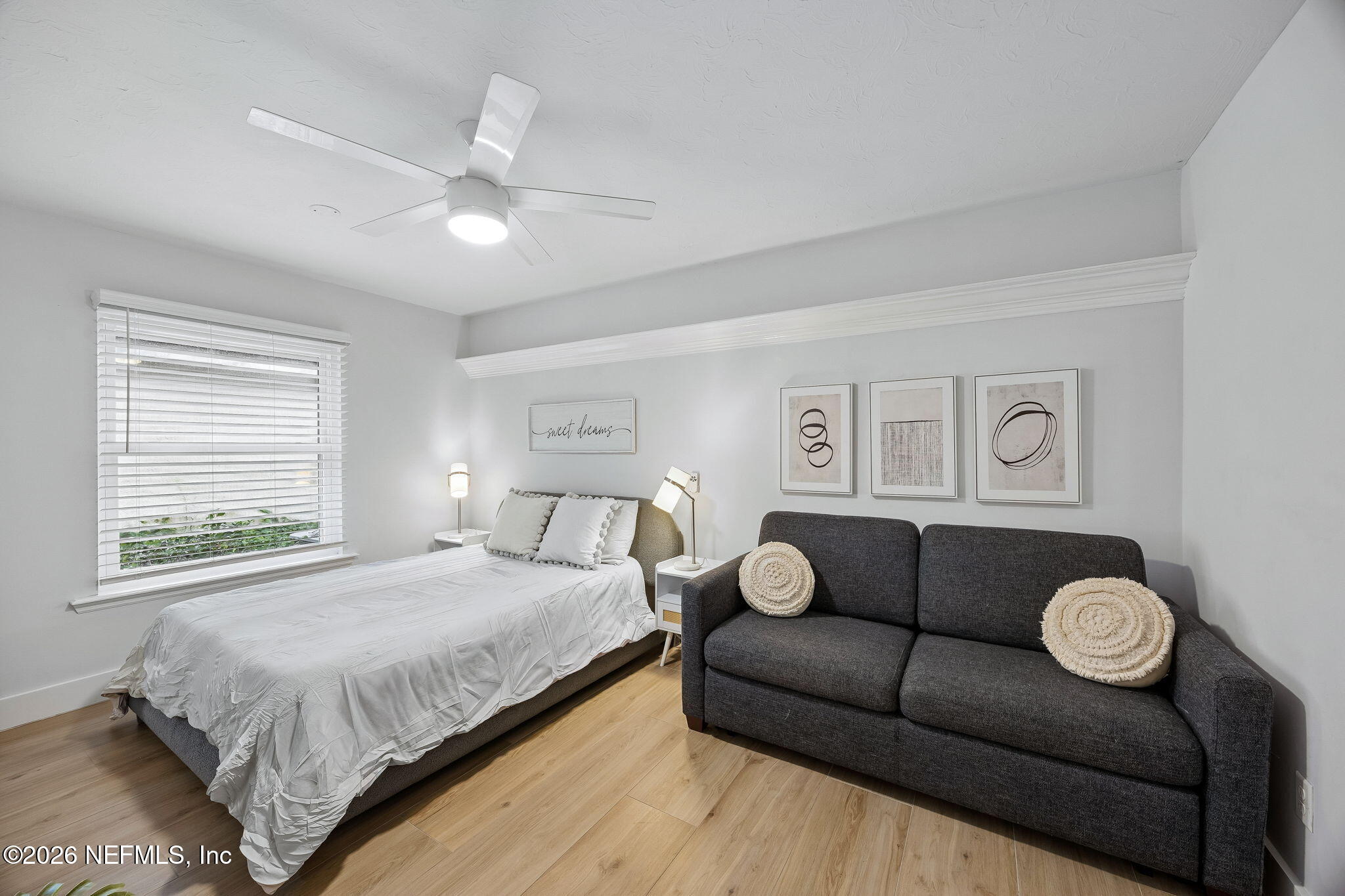 213 PINK IBIS Court
