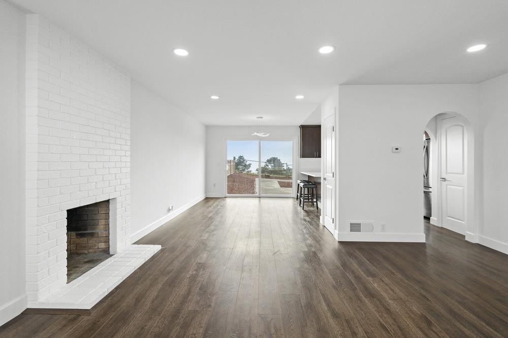418 Imperial DR
