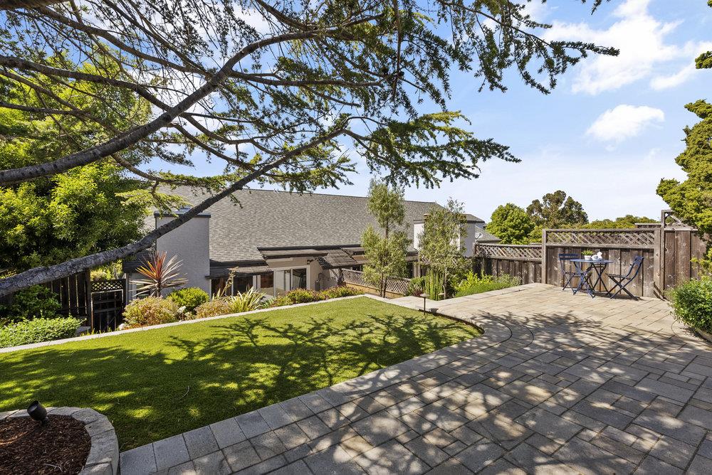 1112 W Hillsdale BLVD