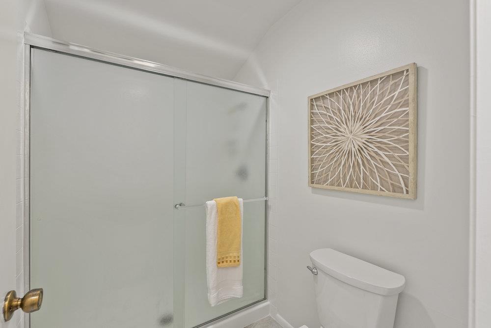 1112 W Hillsdale BLVD