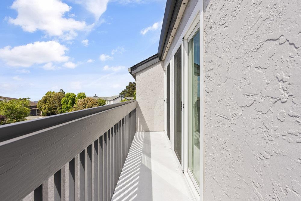 1112 W Hillsdale BLVD