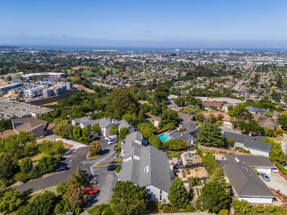 1112 W Hillsdale BLVD