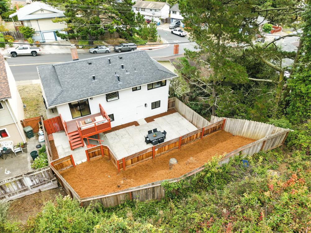 1527 Terra Nova Boulevard