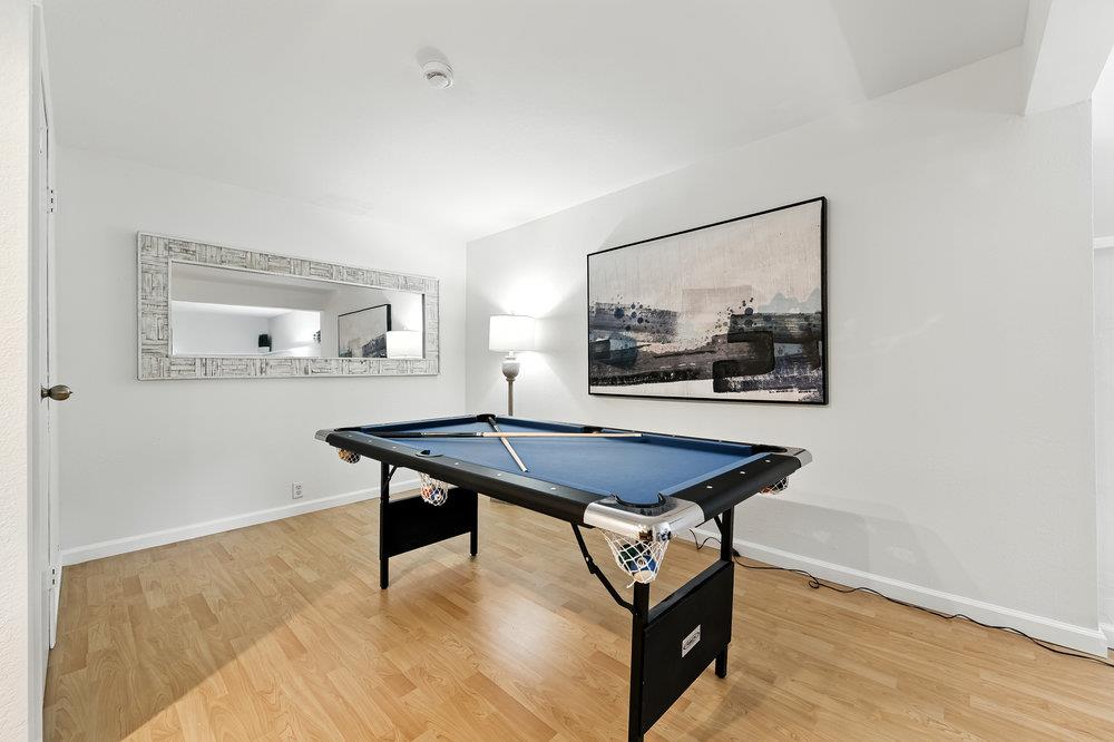 1527 Terra Nova Boulevard