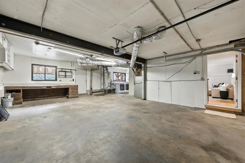 1527 Terra Nova Boulevard