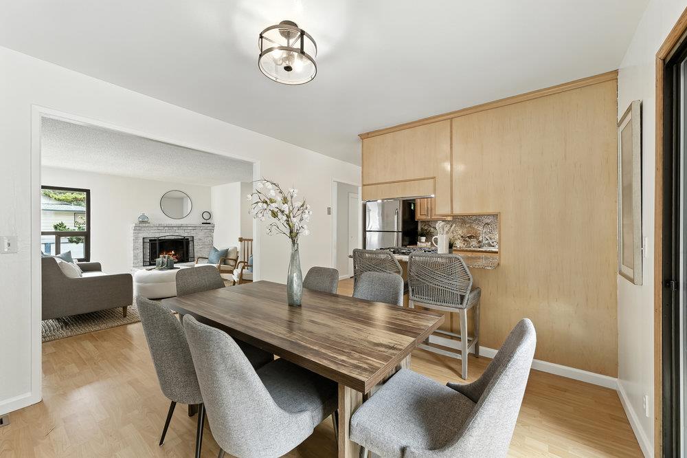 1527 Terra Nova Boulevard