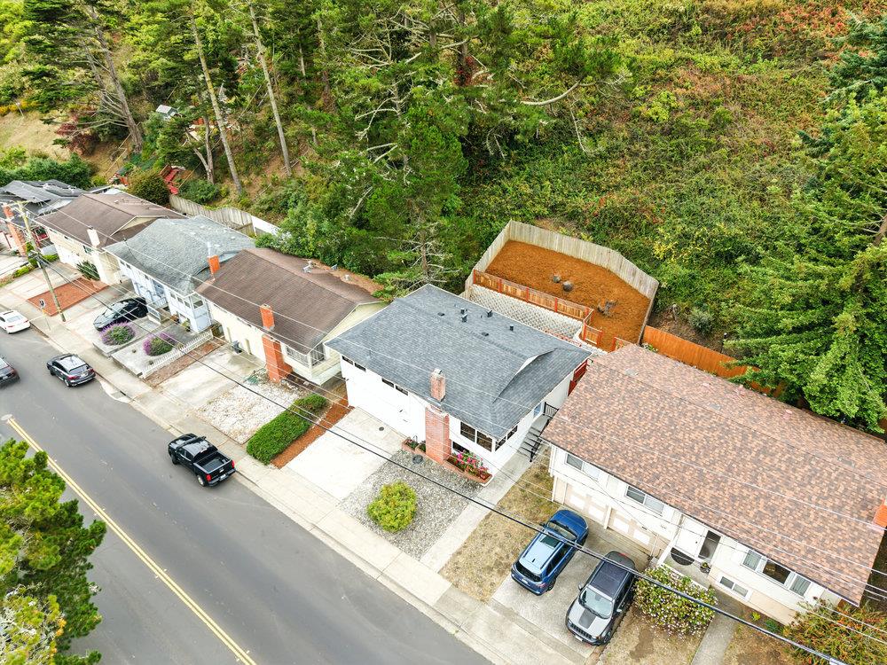 1527 Terra Nova Boulevard