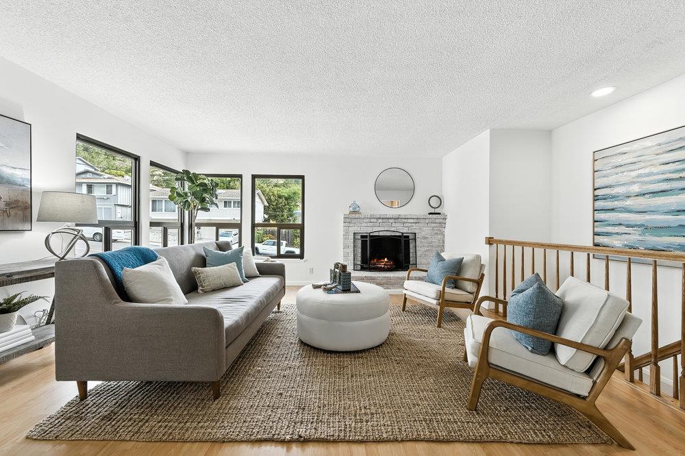 1527 Terra Nova Boulevard