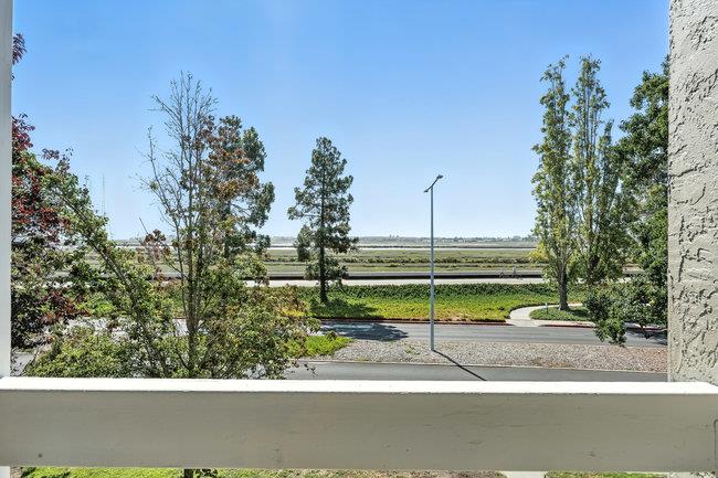 1051 Beach Park Boulevard 204