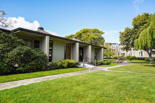1051 Beach Park Boulevard 204