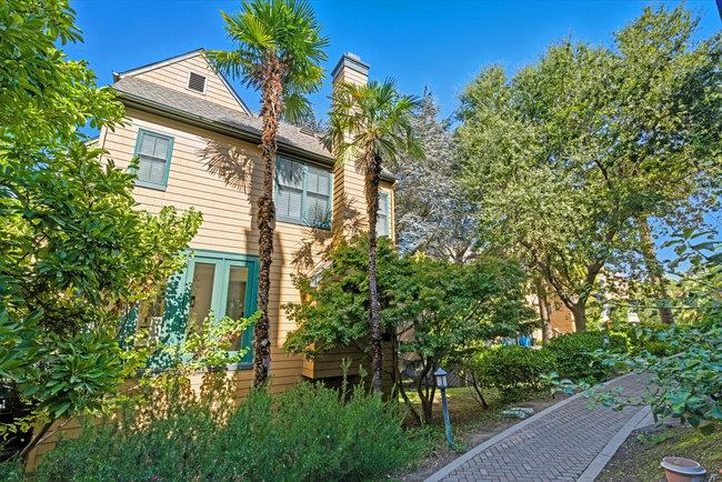 19 Loma Vista Lane