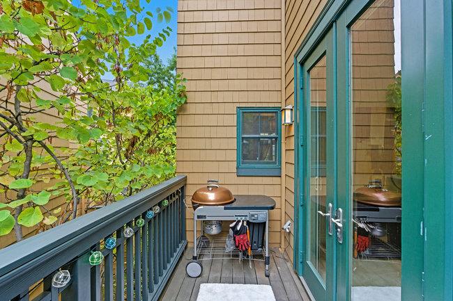 19 Loma Vista Lane